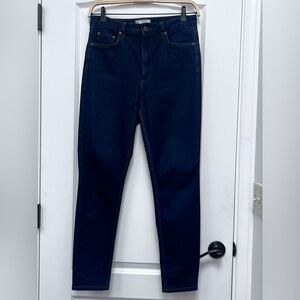 Free People High Rise Skinny Jeans, Size 30” Dark Wash Navy EUC